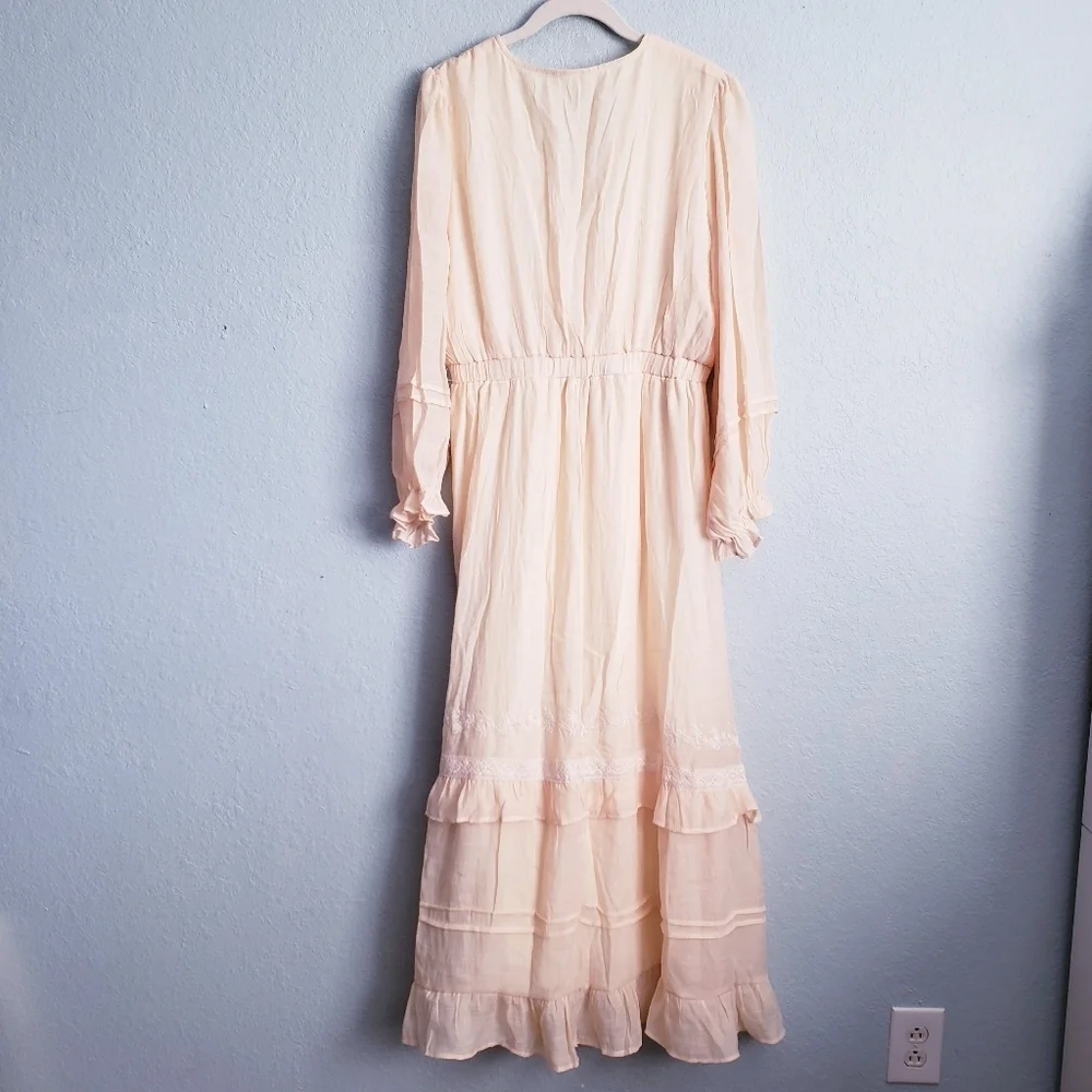 Baltic Born Amberlee Bohemian Neutral Embroidered Midi Dress - Picture 7 of 7